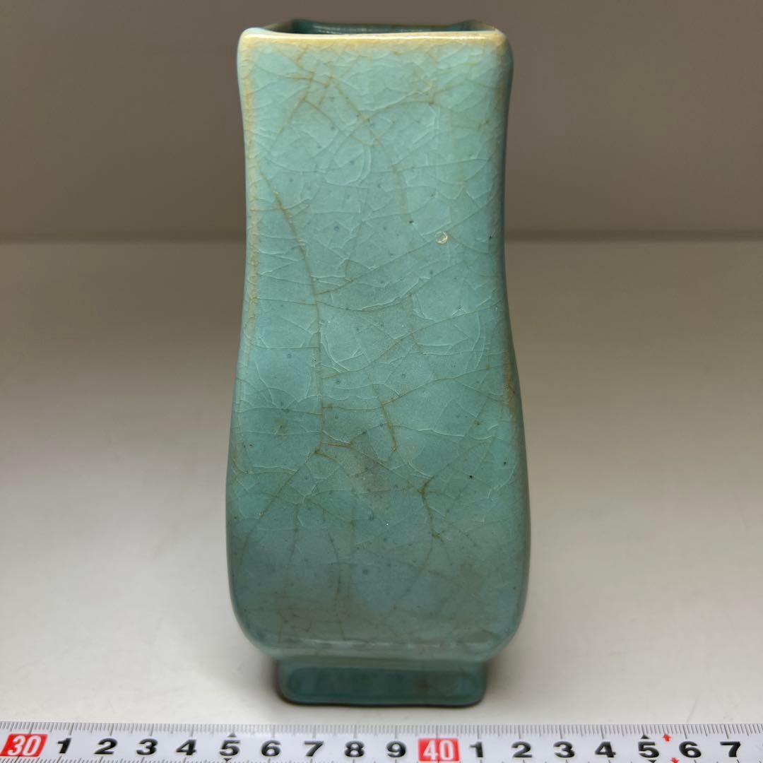 中国古玩　青釉花瓶　高さ約16㎝　東Y8-0331☆2Fタルオル