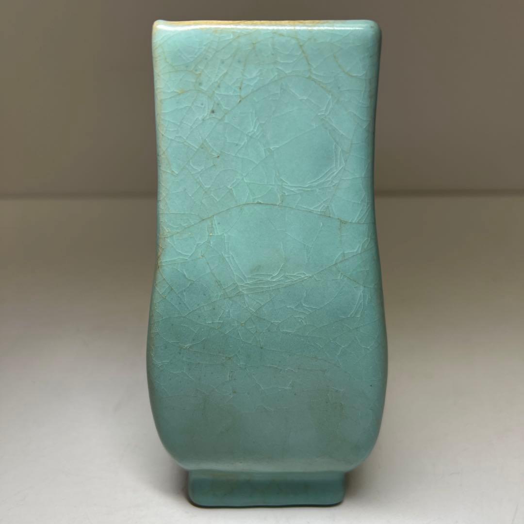 中国古玩　青釉花瓶　高さ約16㎝　東Y8-0331☆2Fタルオル