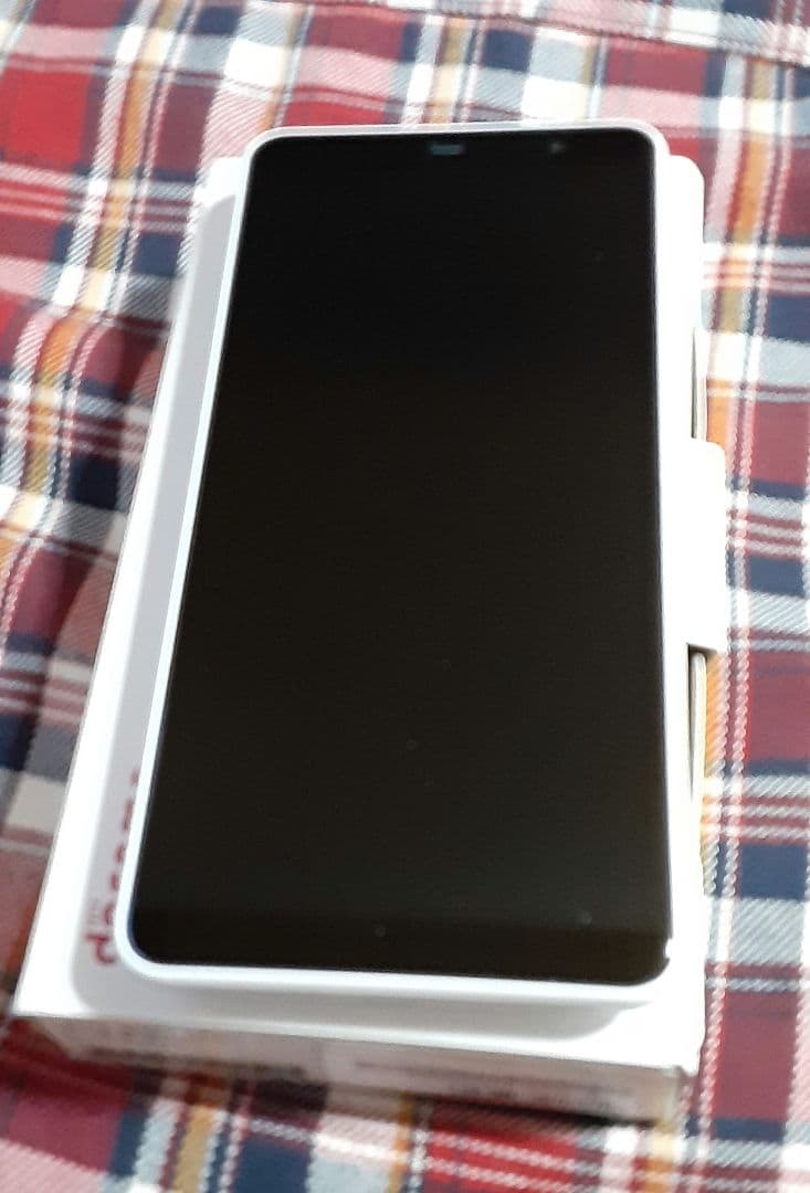 docomo arrows be4 plus　ホワイト　SIMフリー　新品