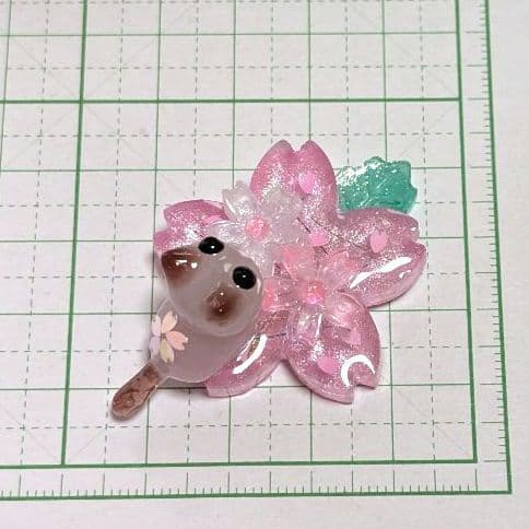 猫　レジンヘアゴム　桜　ネイルヤーン