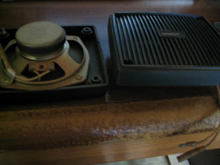 日産・愛のスカイライン(箱スカ)GTXの純正スピーカー