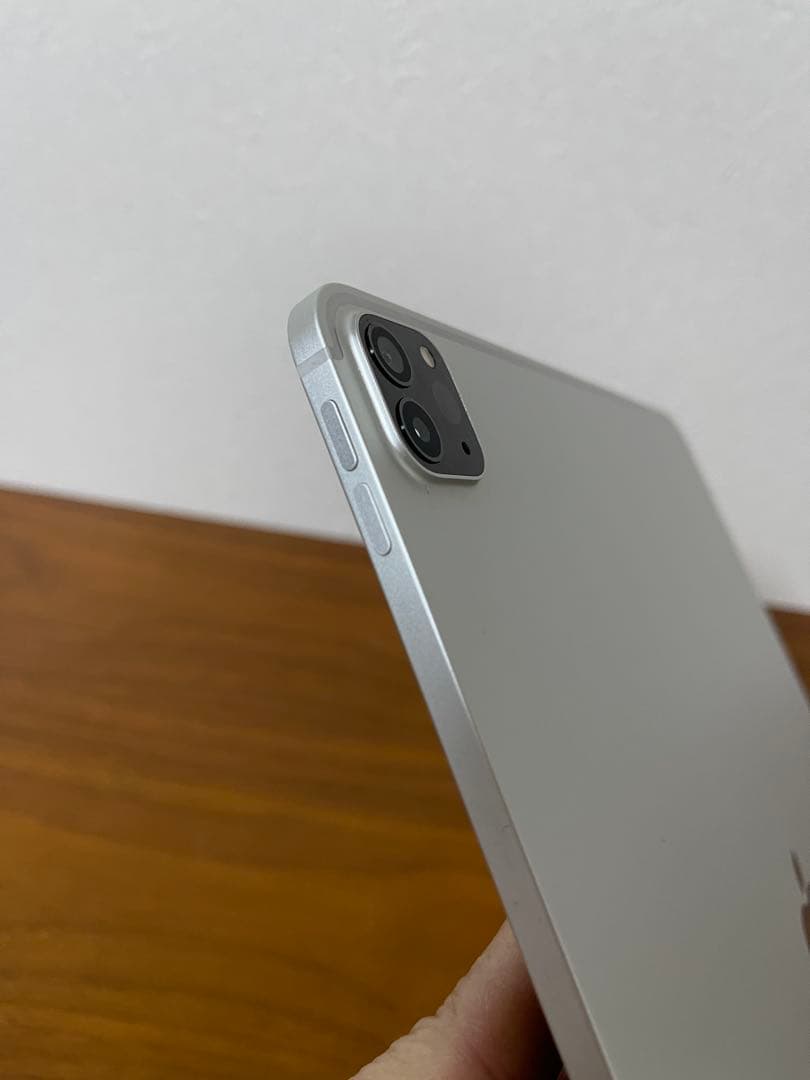 Ipad pro 12.9インチ 第4世代 2020 128gb SIMフリー