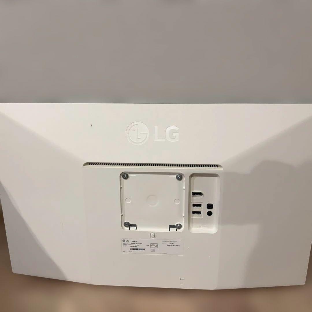 LGエレクトロニクス 液晶モニター/27型/4K（3840×2160）