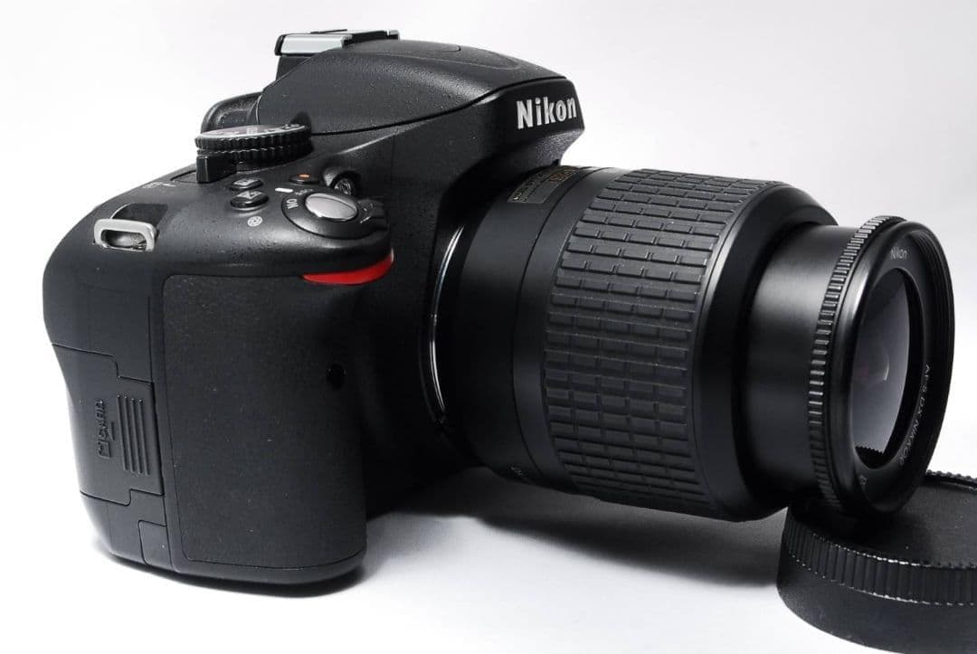 【決算セール】初心者Nikon D5100 AF-S標準 レンズセット 可動液晶