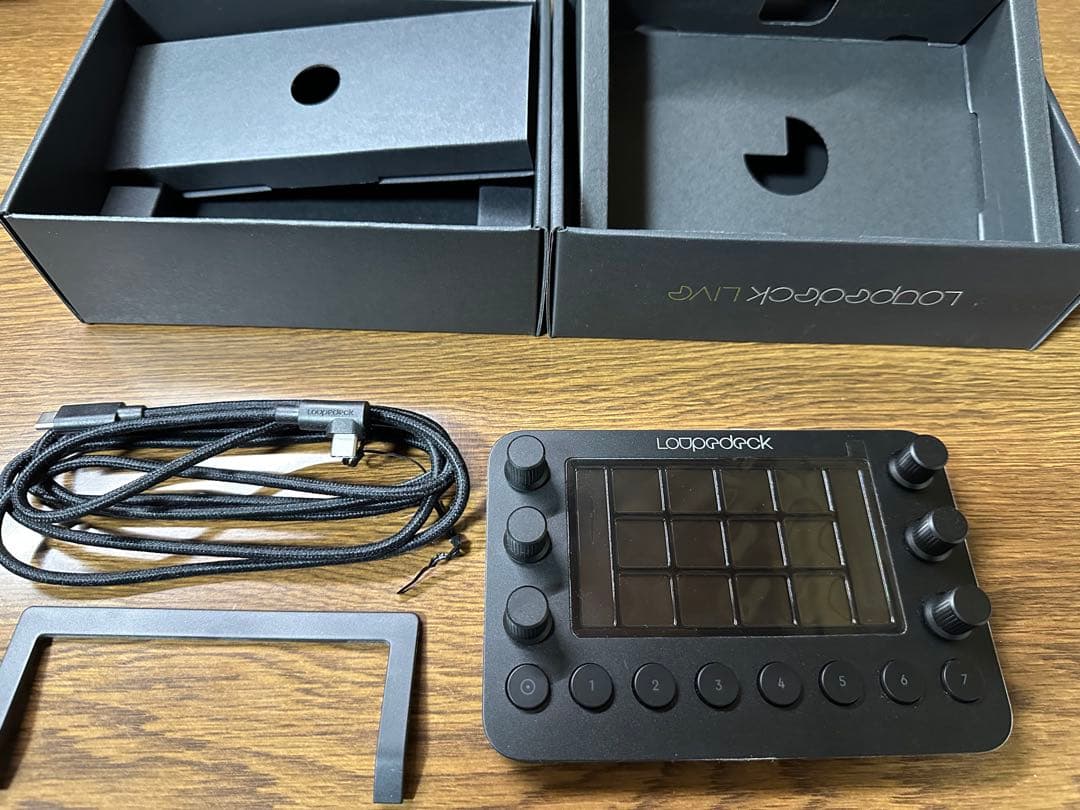 Loupedeck USB接続 コントローラー