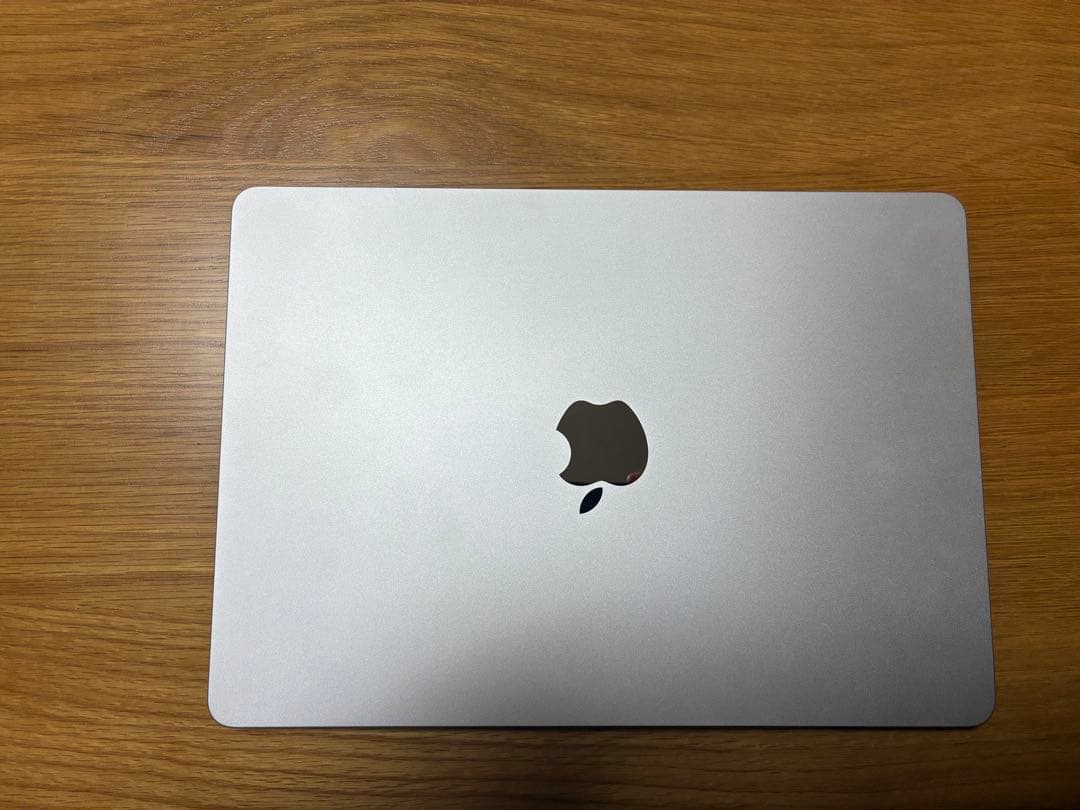 【美品】MacBook Air M3 13インチ シルバー 8GB/256GB