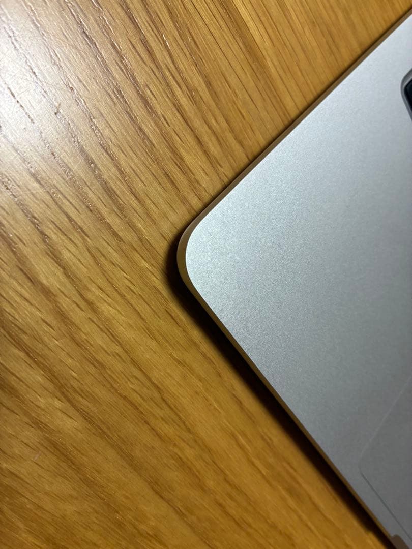 【美品】MacBook Air M3 13インチ シルバー 8GB/256GB