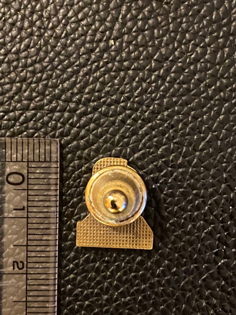 非売品 オーパスワンのピンバッジ