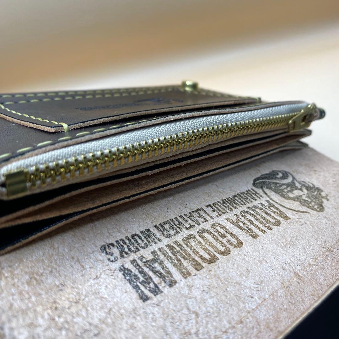 【値下】【無骨×上質】3層 丘染めブラック／ミドルトラッカーウォレットMTW