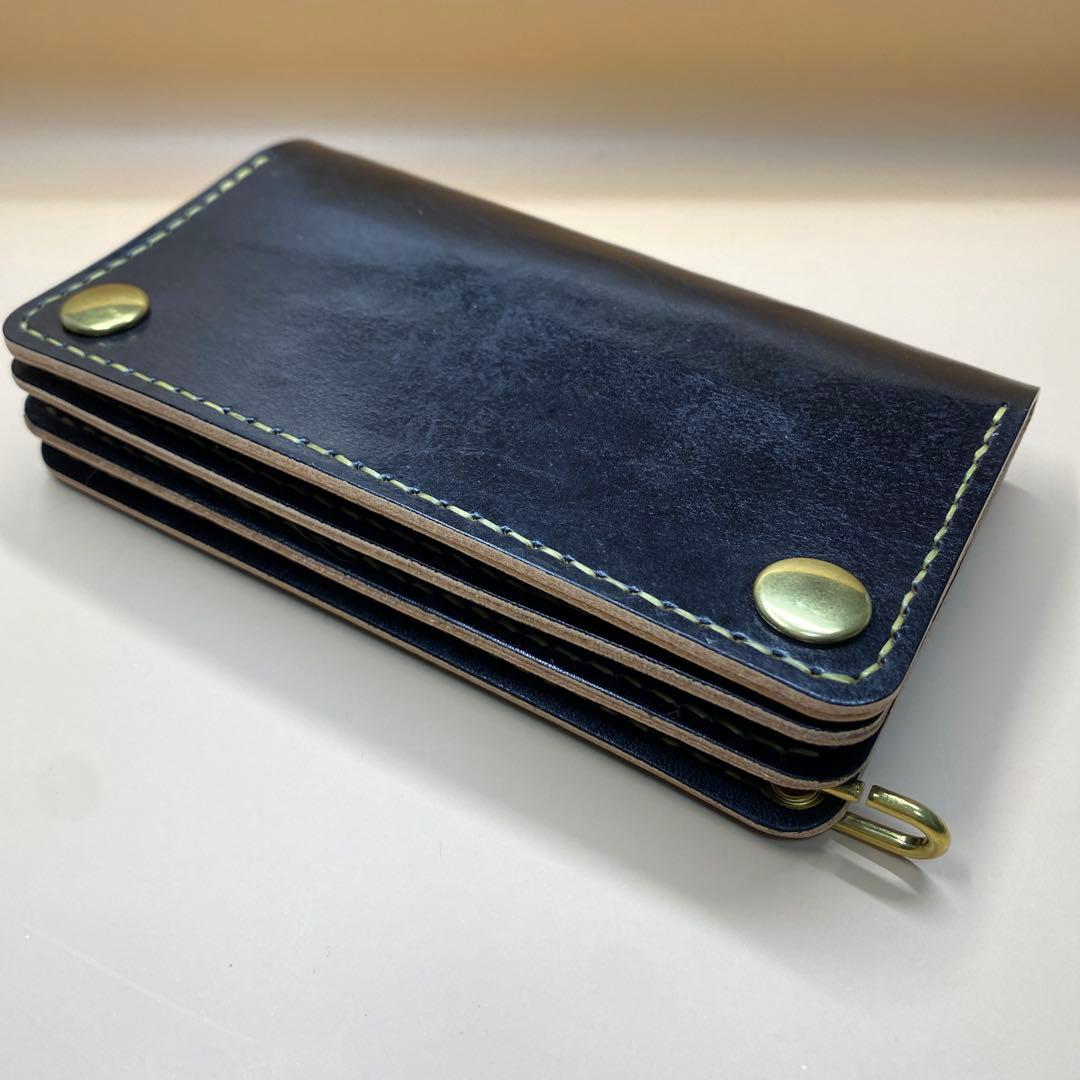 【値下】【無骨×上質】3層 丘染めブラック／ミドルトラッカーウォレットMTW