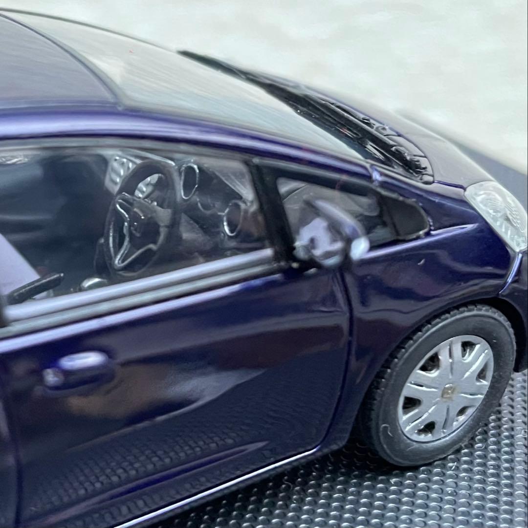 【新品】HONDA フィット FIT ダイキャスト モデル H197Ⅵ ミニカー