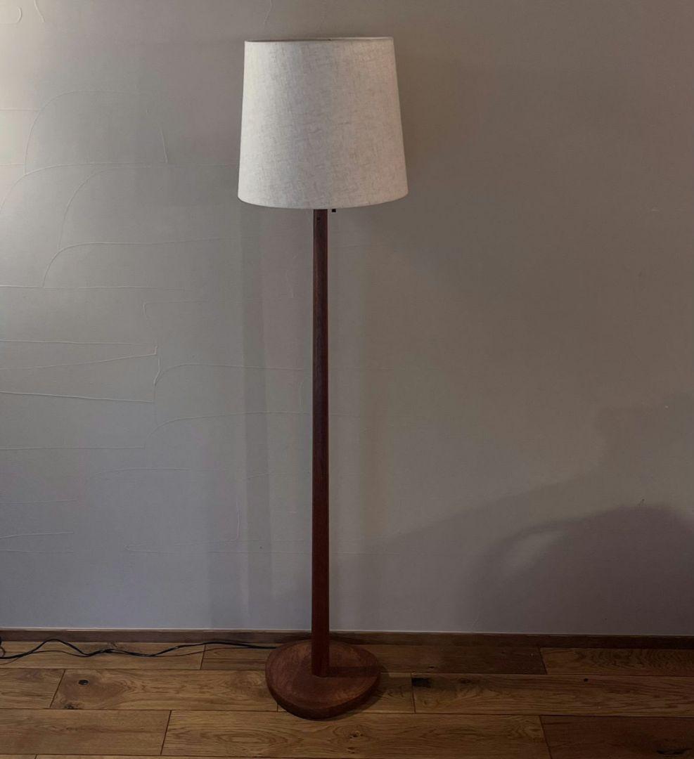 北欧家具　ヴィンテージ　フロアランプ　ライト　チーク　ウェグナー　照明