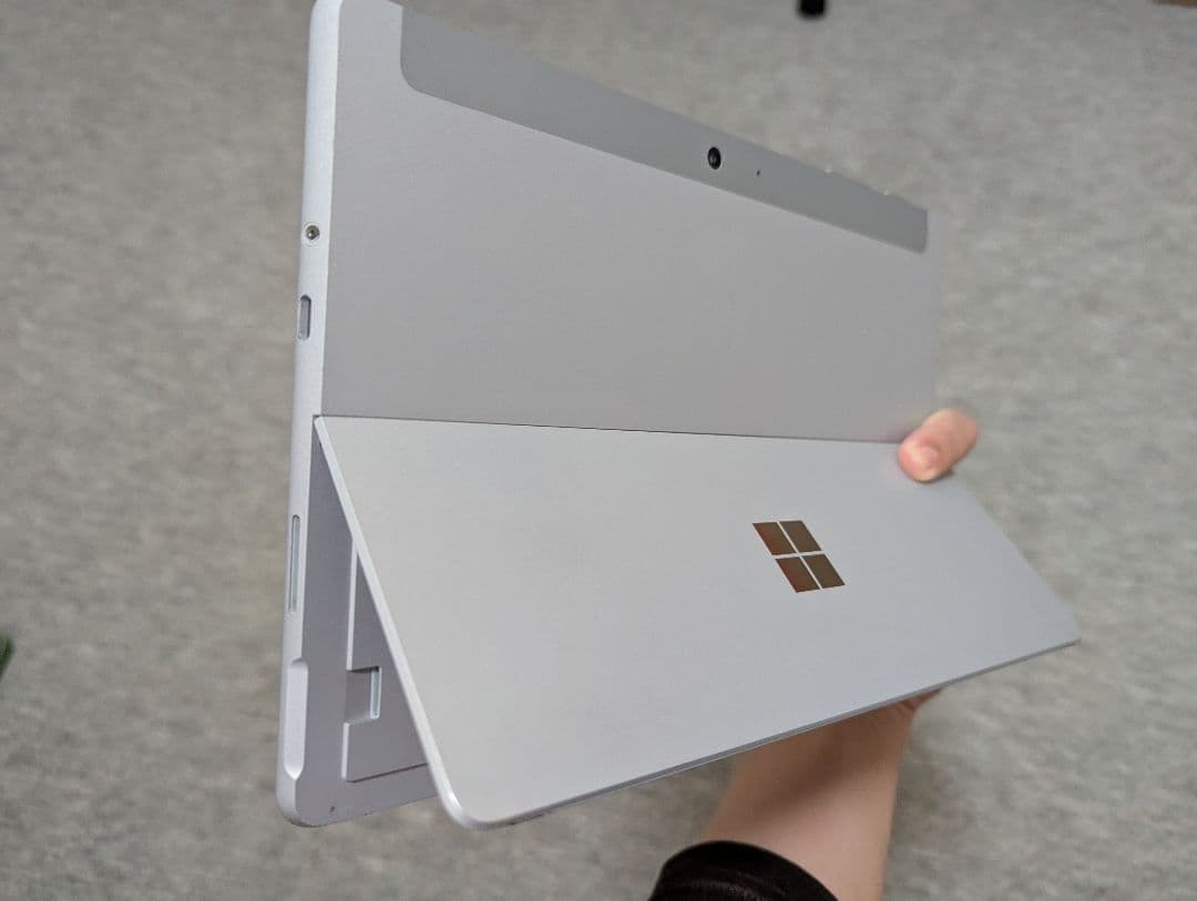 Windowsタブレット本体 Surface Go 1 64gb