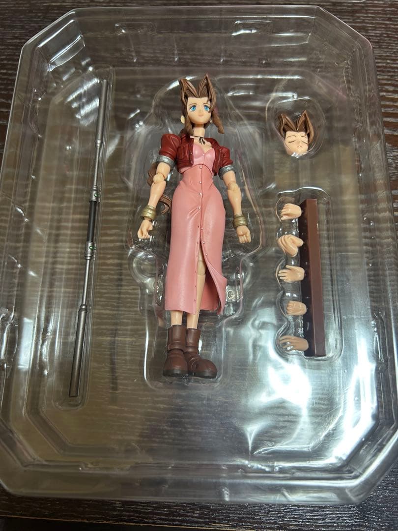 FINAL FANTASY VII BRING ARTSエアリス・ゲインズブール