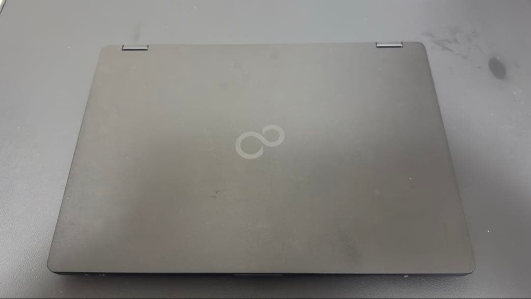 富士通 LIFEBOOK U7310/D i5-10310U
