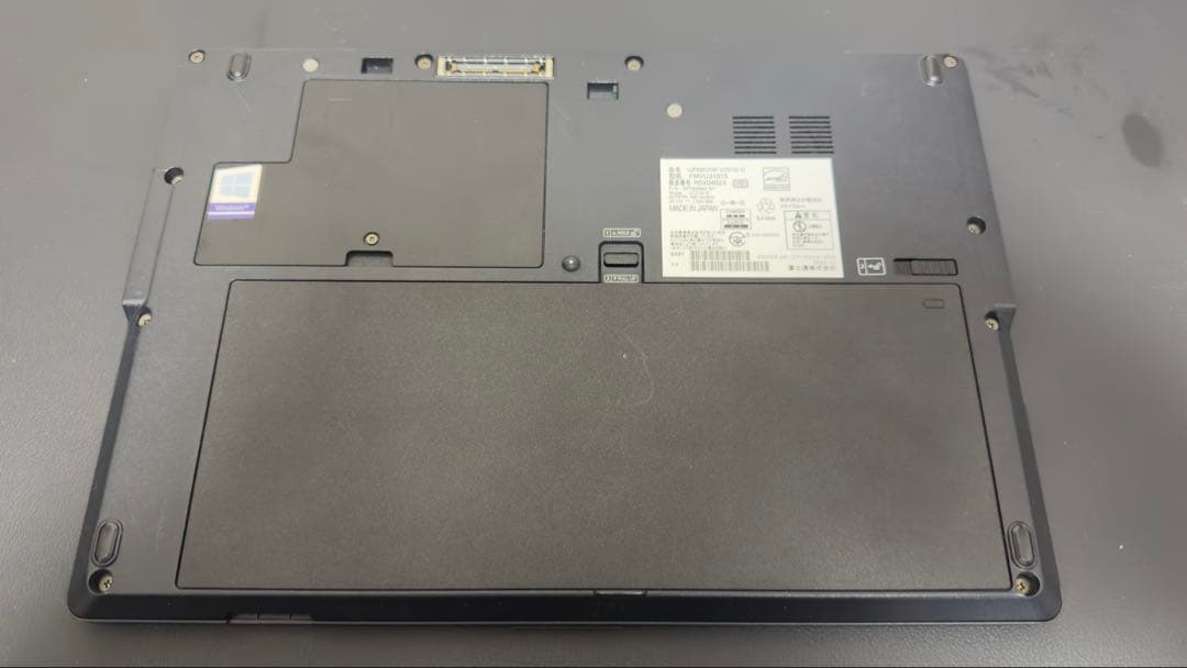 富士通 LIFEBOOK U7310/D i5-10310U
