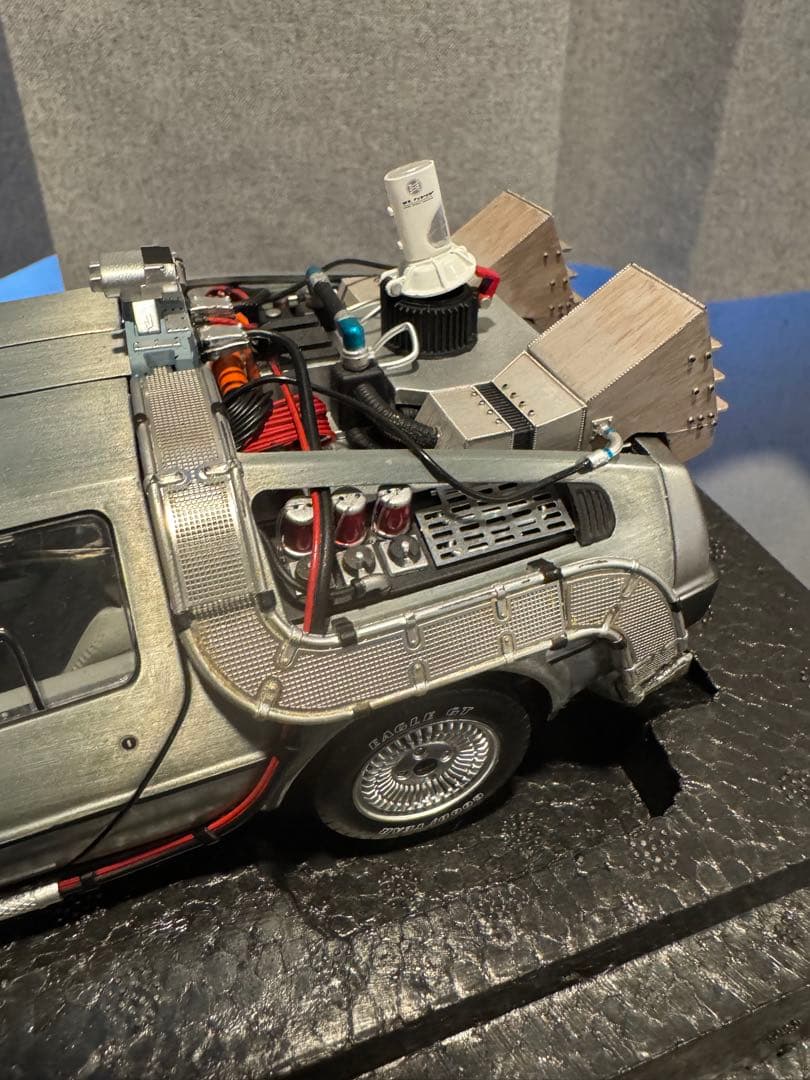 【レア】Hot wheels デロリアン 1/18 アルティメットエディション