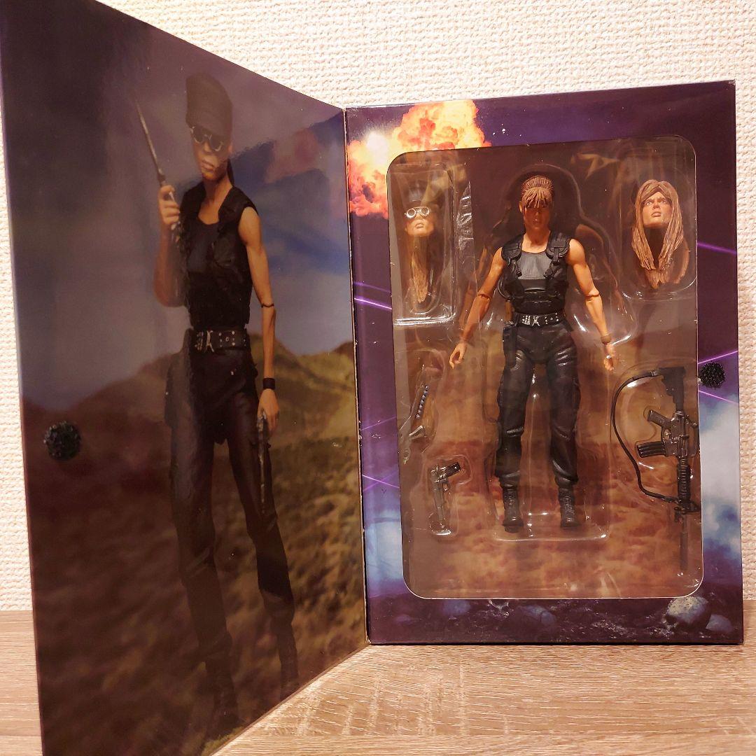 NECA サラ・コナー ターミネーター 2 アクションフィギュア