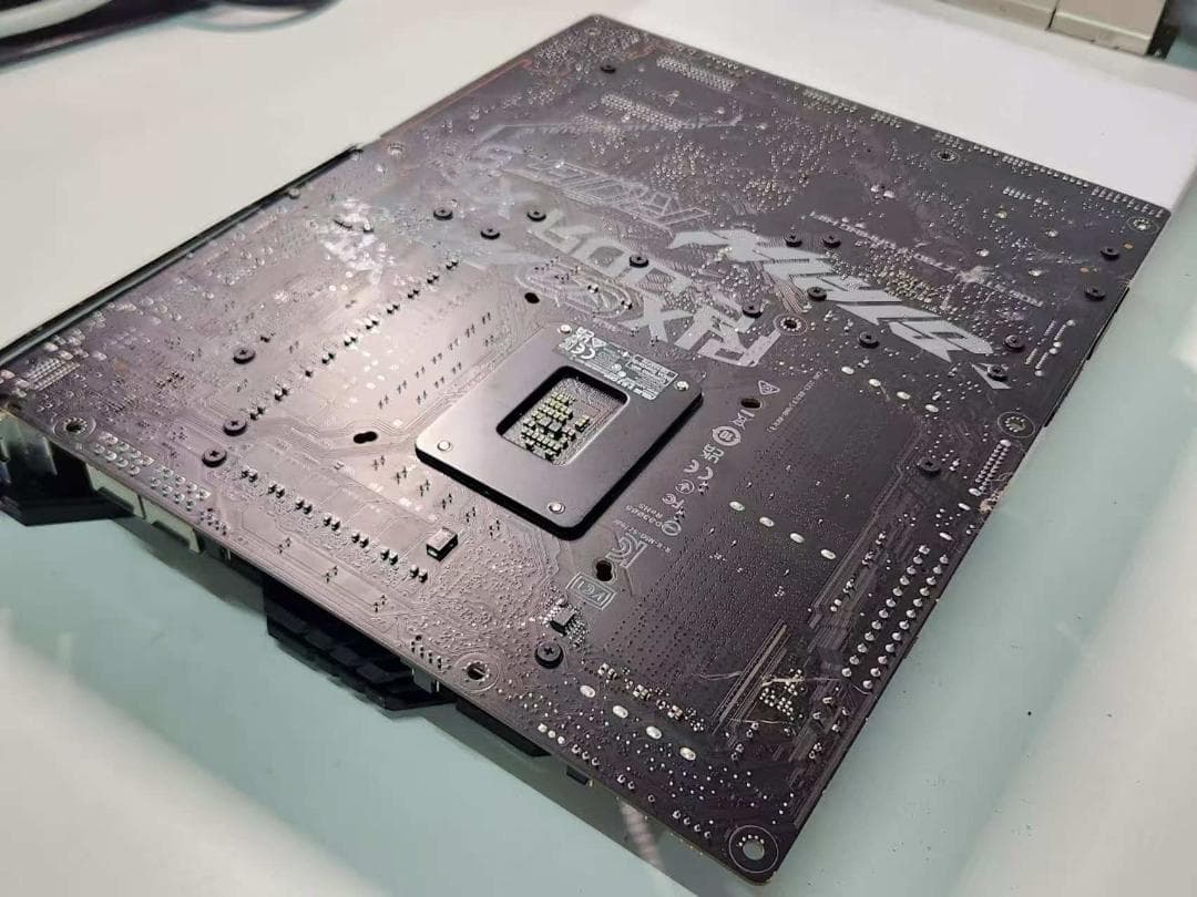 031100D STRIX Z790-F GRMING WIFI マザーボード