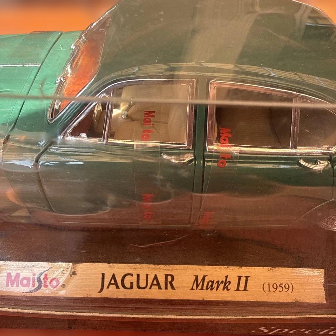 No.56 Maisto製 1/18 1959 ジャガー マークIIJaguar
