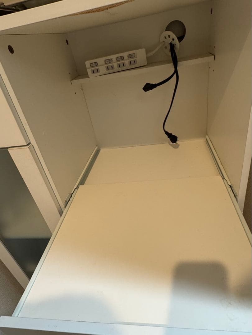 食器棚　ニトリ