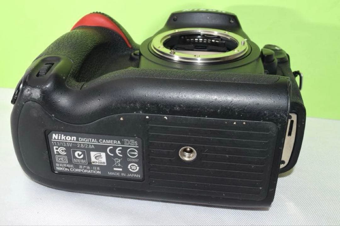 Nikon D3s ボディ ☆送料無料☆