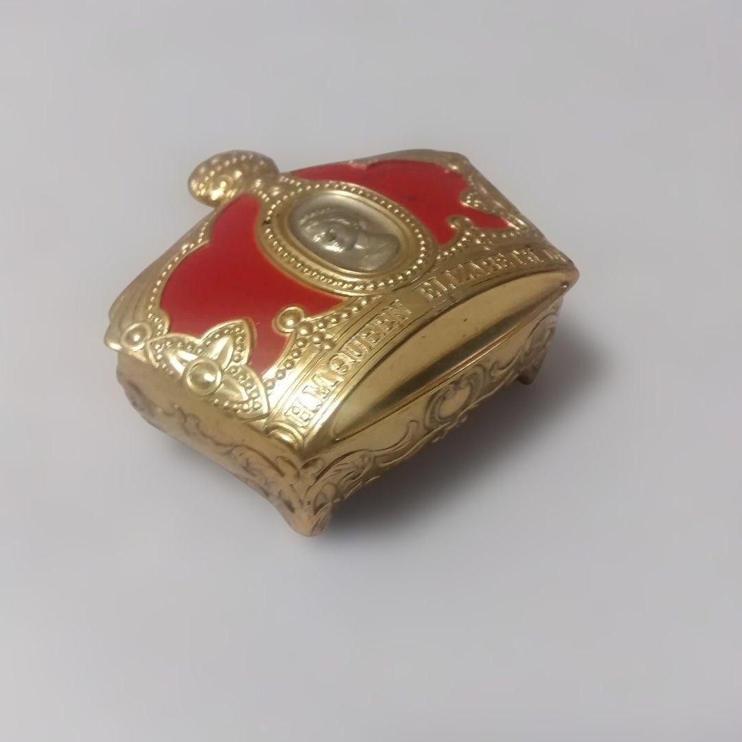 ElizabethQueen　エリザベス女王　真鍮　ヴィンテージ