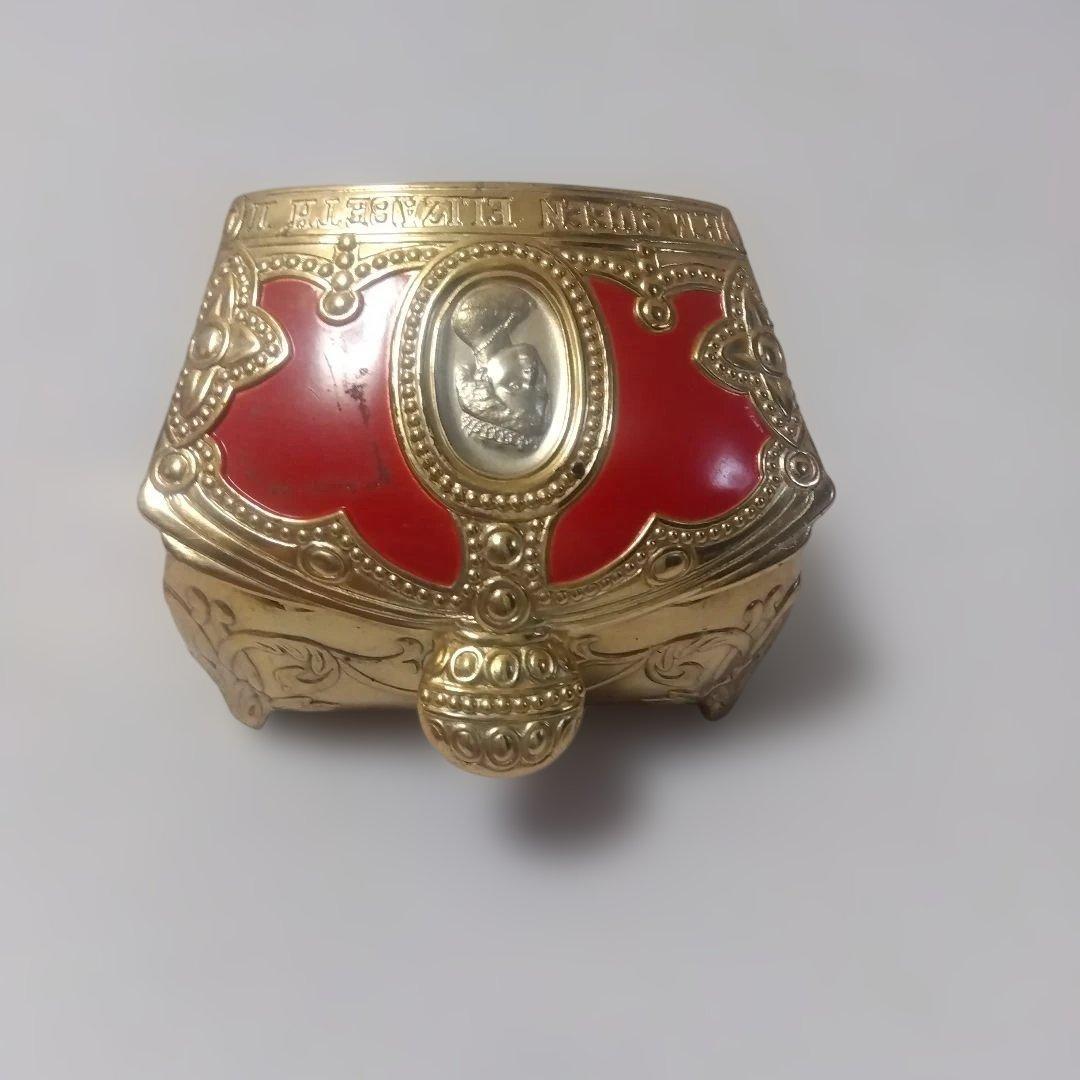 ElizabethQueen　エリザベス女王　真鍮　ヴィンテージ