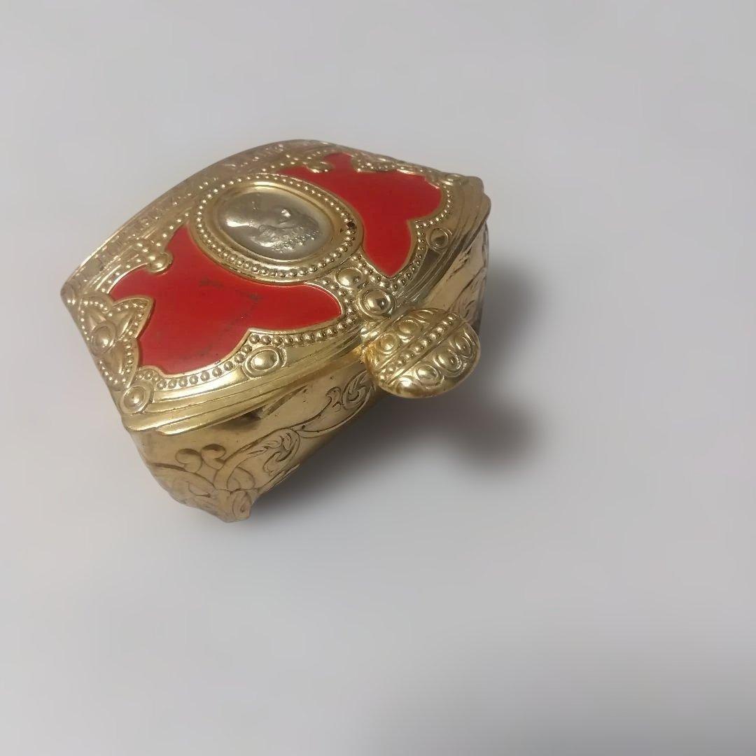 ElizabethQueen　エリザベス女王　真鍮　ヴィンテージ