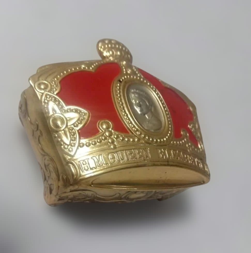 ElizabethQueen　エリザベス女王　真鍮　ヴィンテージ