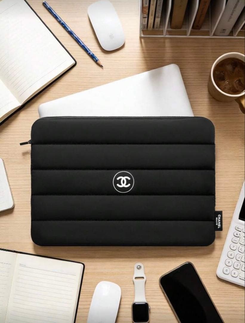 CHANELブラック ノートパソコンバッグ