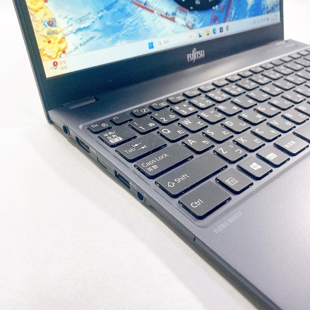 w130✨軽量・超薄型/爆速 SSD新品 /Office付✨すぐ使えるノートPC