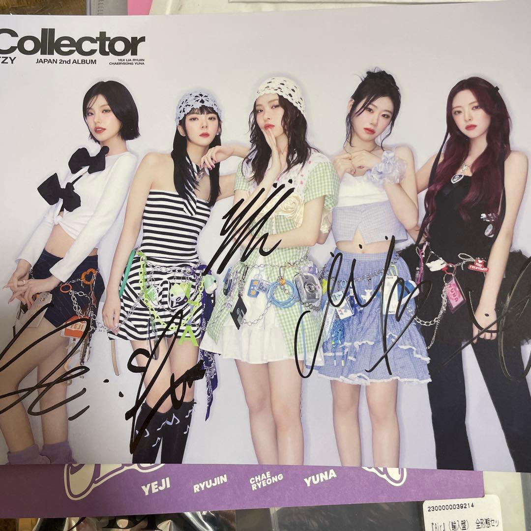 ITZY サイン入りアルバム Collector