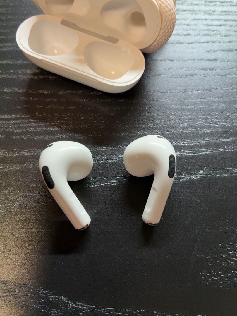 Apple AirPods (第3世代) ホワイト