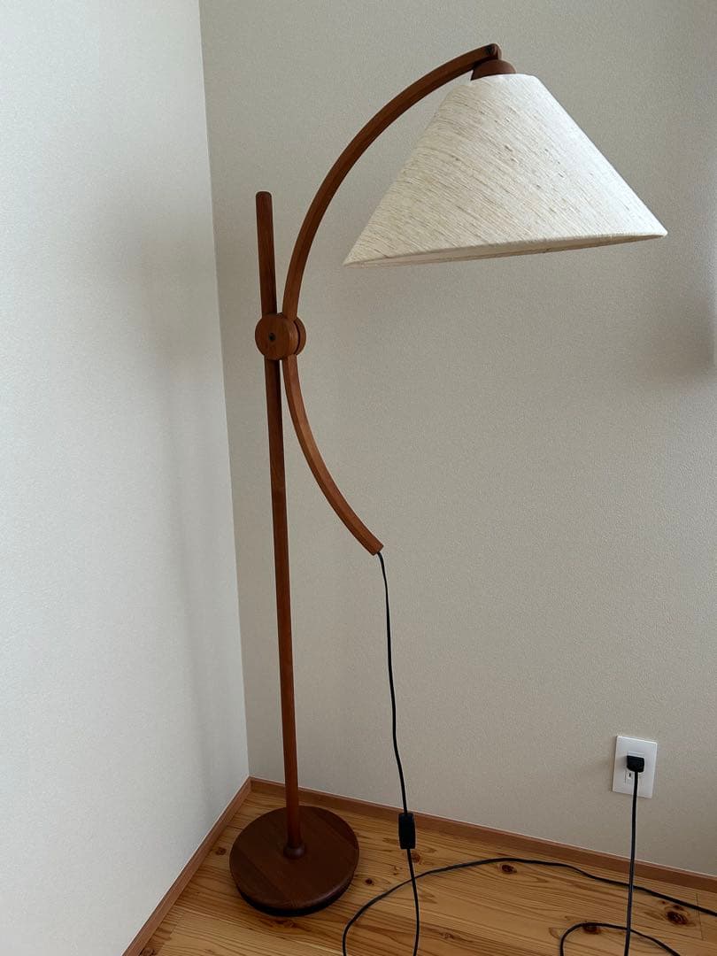 ヤマギワ ドムス ARCEA フロアライト スタンドライト ルイスポールセン