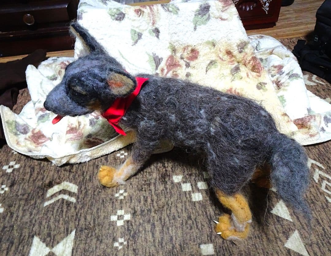 羊毛フェルト マッドマックス風・ドッグ