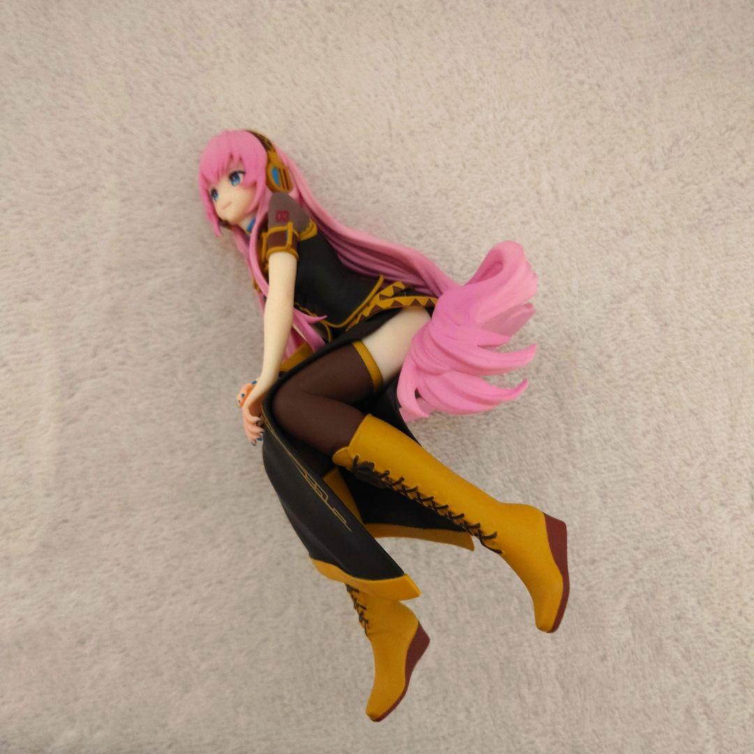 ぬーどるストッパーフィギュア　KAITO　巡音ルカ　MEIKO　３個セット