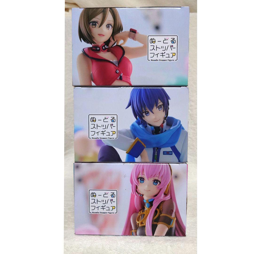ぬーどるストッパーフィギュア　KAITO　巡音ルカ　MEIKO　３個セット