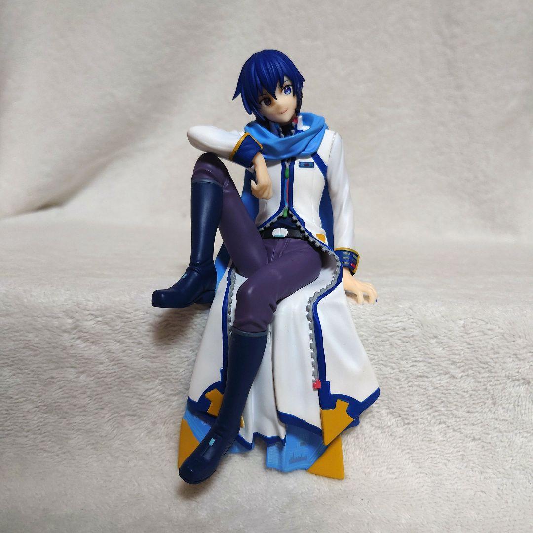 ぬーどるストッパーフィギュア　KAITO　巡音ルカ　MEIKO　３個セット