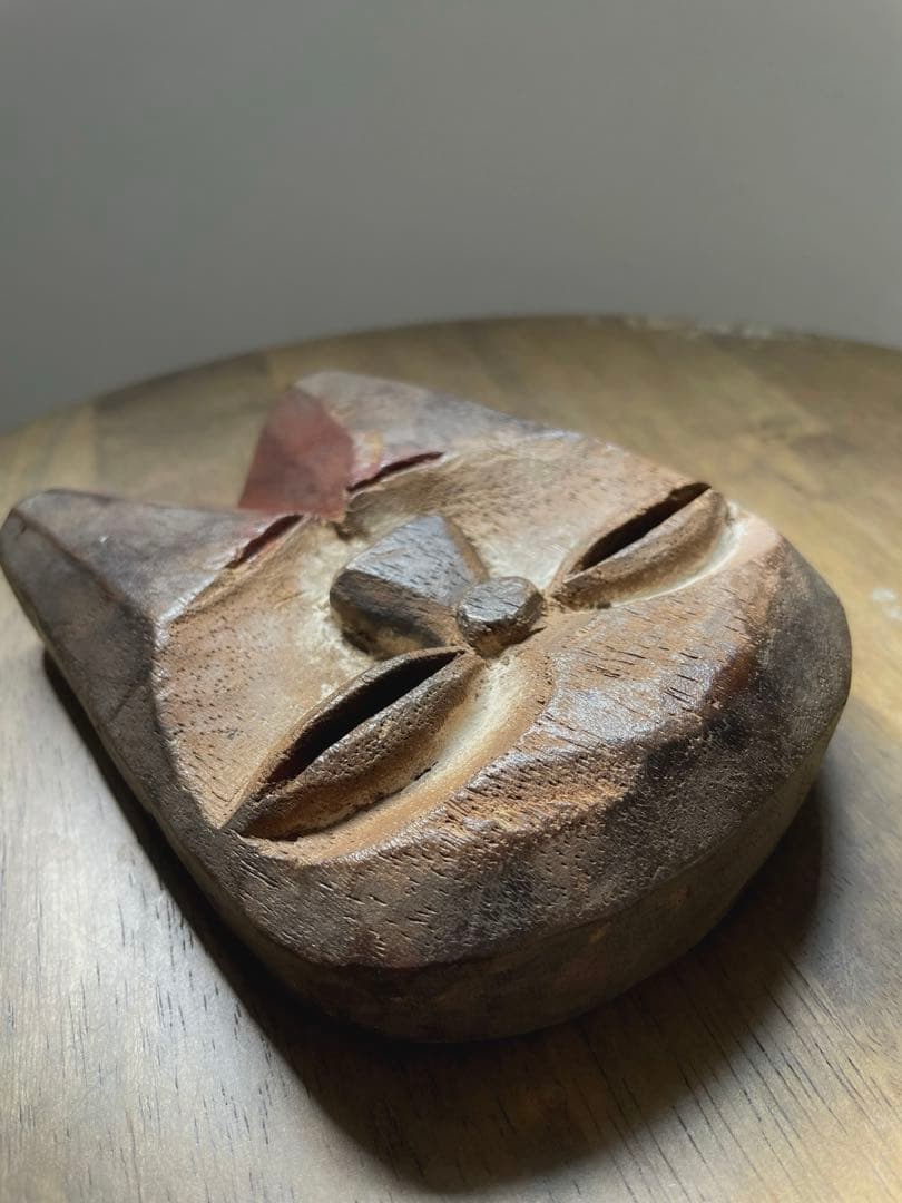 saleクウェレ族 手彫り パスポートマスク