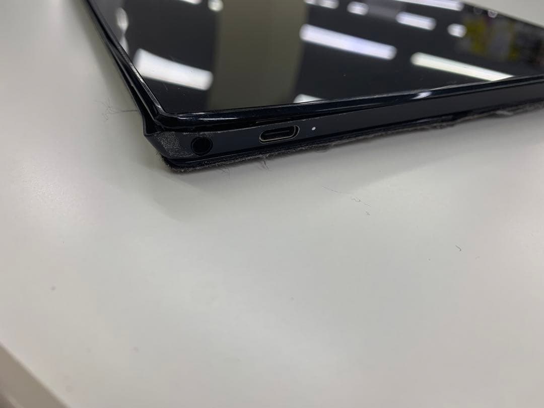 【ます】ASUS Chromebook detachable CM3