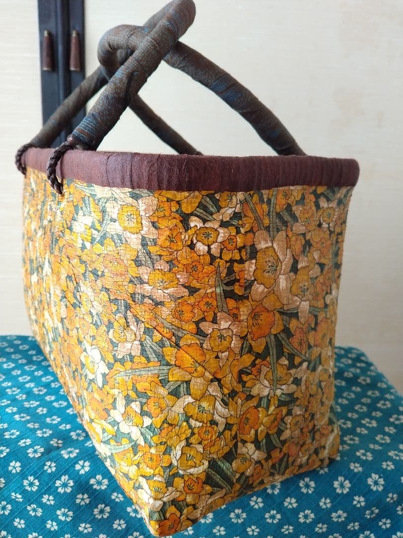 型染め和紙「水仙」一閑張り