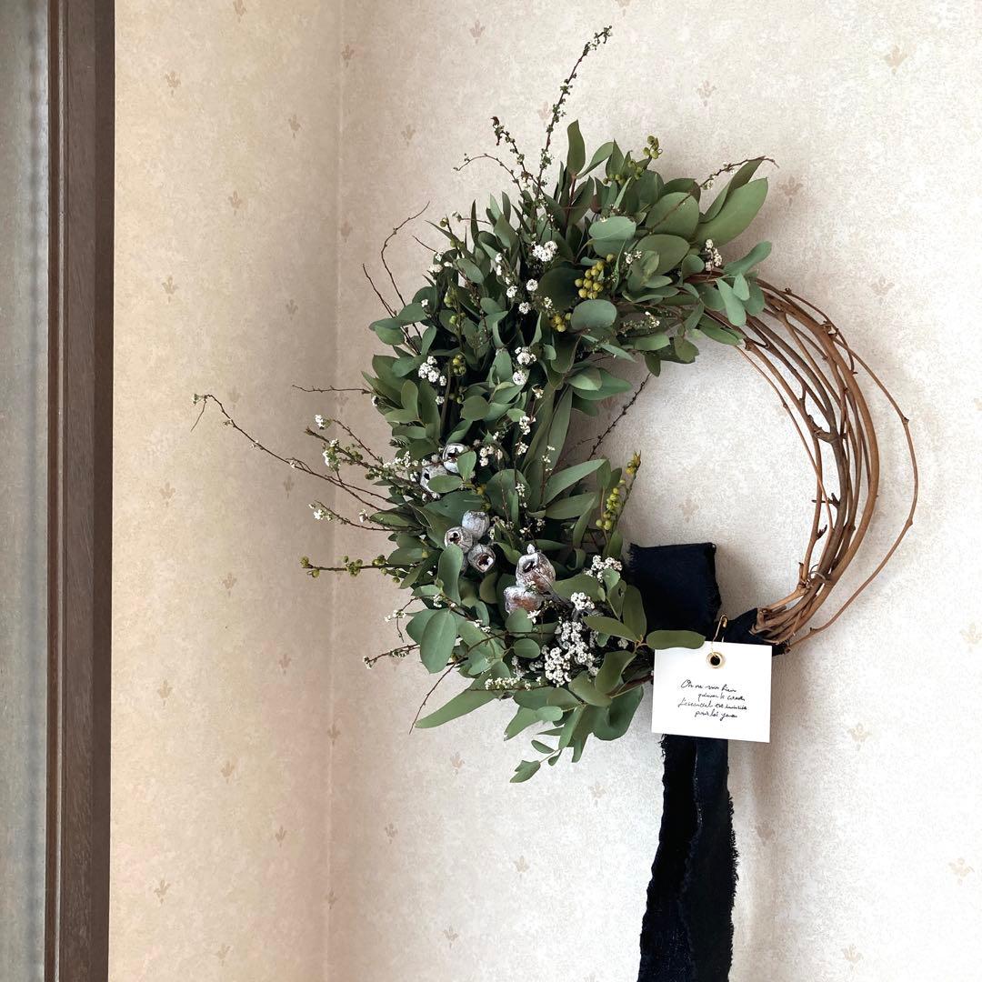 ●売却済● テトラゴナと白い小花のナチュラルリース　(大きめ約30cm)