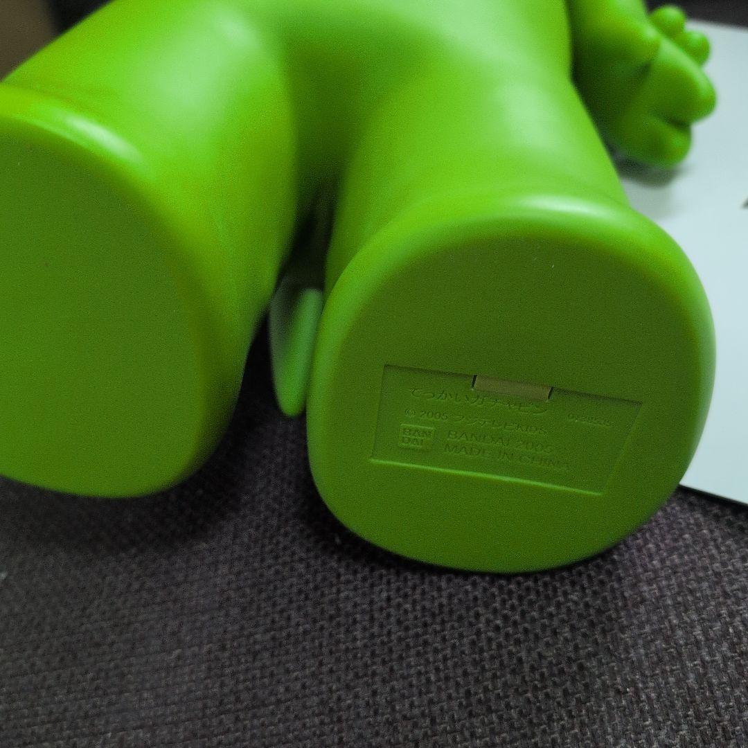 でっかいガチャピン　GACHAPIN