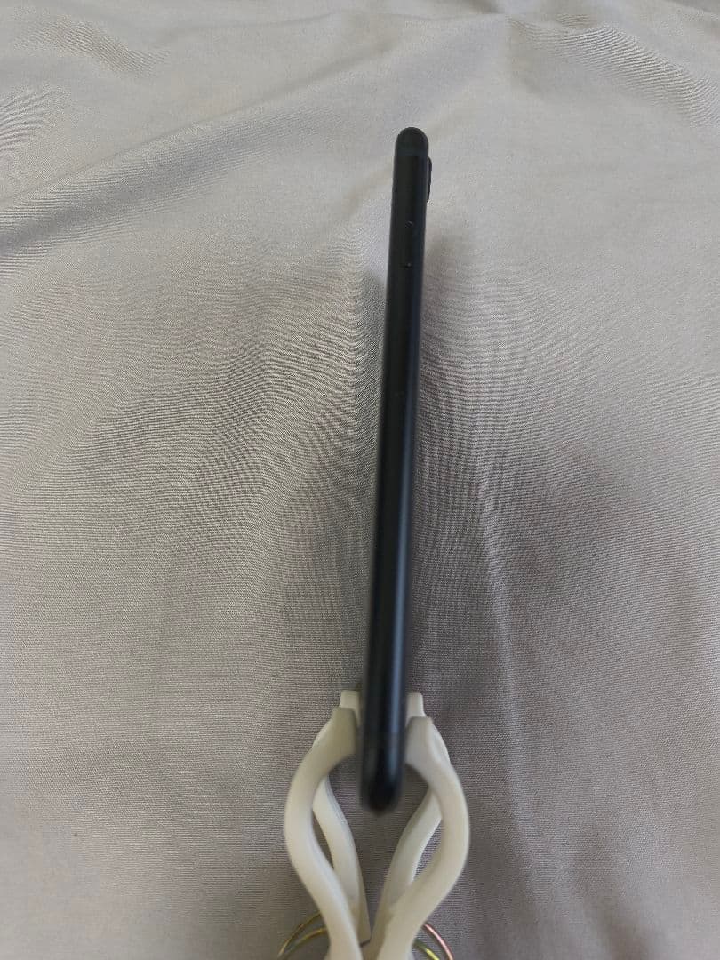 iPhone SE 第3世代 64GB SIMフリー 美品 箱付き