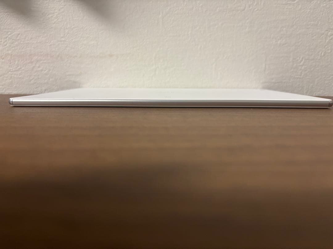 au SONY Xperia Z4　32GB Tablet SOT31