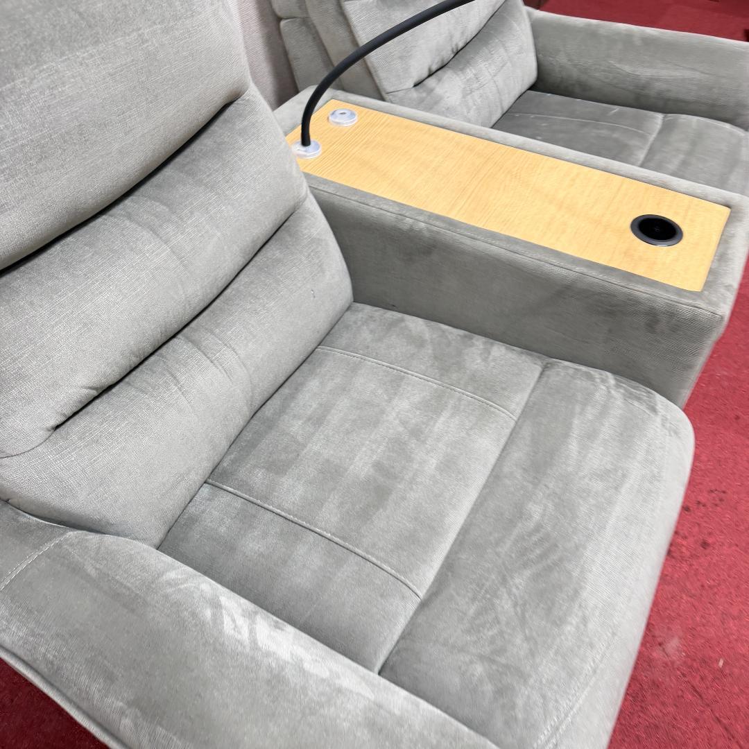 東京23区送料無料　美品ニトリ　2人用リクライニングソファー　洗浄/除菌済み