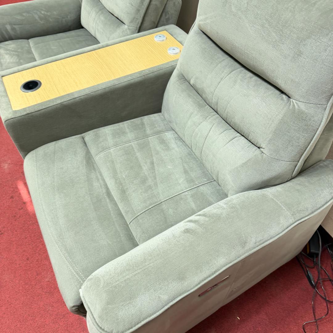 東京23区送料無料　美品ニトリ　2人用リクライニングソファー　洗浄/除菌済み