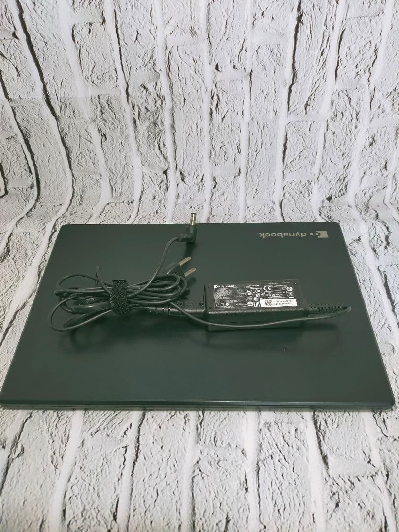 Windowsノート本体 dynabook G83/FR Core i5 10210U 1.60GHz