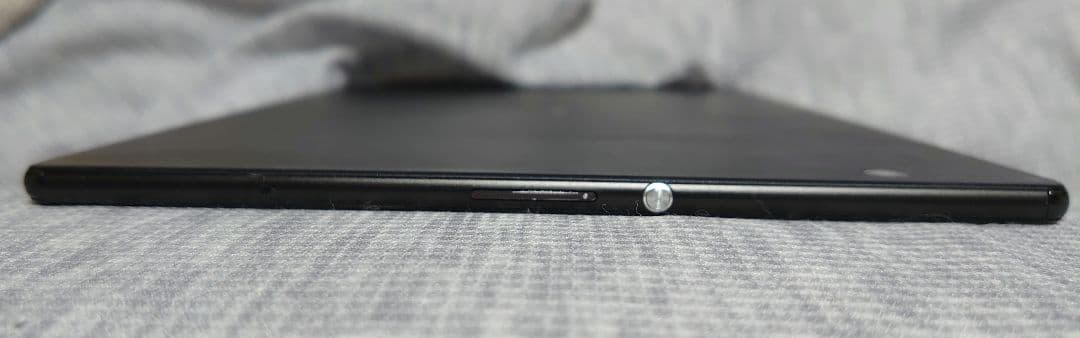 XPERIA SOT31 au sony 防水タブレット